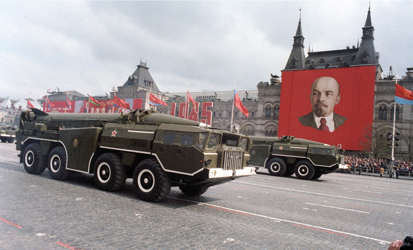 Парад Победы 1985 года — 40-летие Победы Парад Победы 1985 года — 40-летие Победы.